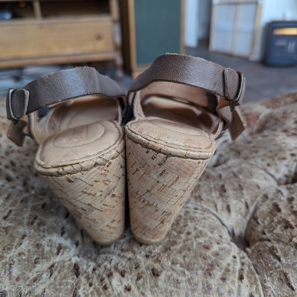 Born sandals - Picture 4 of 5